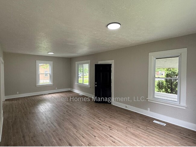 Building Photo - 11722 Larimore Rd