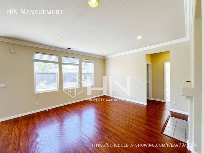 Building Photo - 28982 Jetty Way