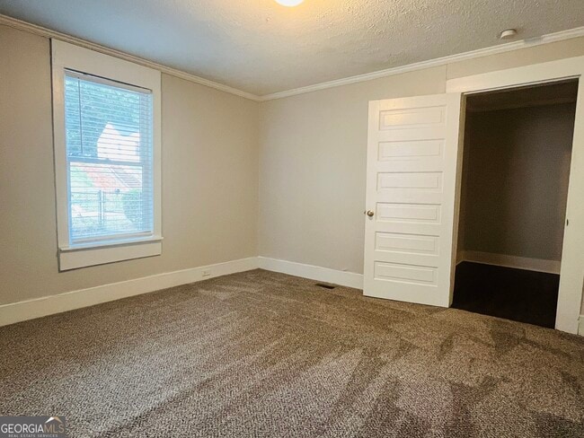 Building Photo - 513 Harwell Ave