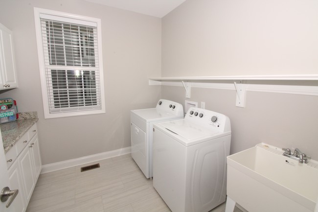 laundry room - 202 Highland Ave