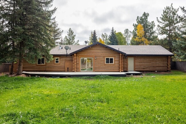 Building Photo - Updated Log Cabin in Park City — Modern Co...
