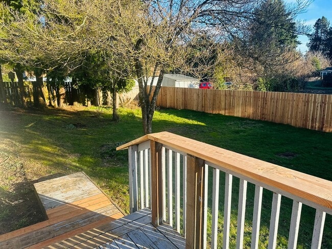 Building Photo - Charming Updated Home Centrally Located