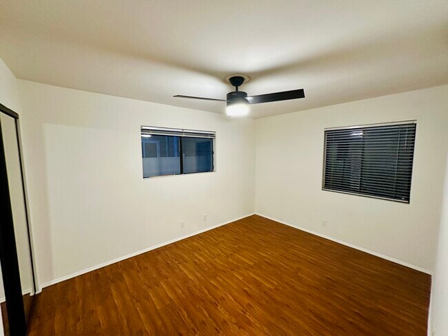 First bedroom with North and East exposure. - 5303 Alhama Dr