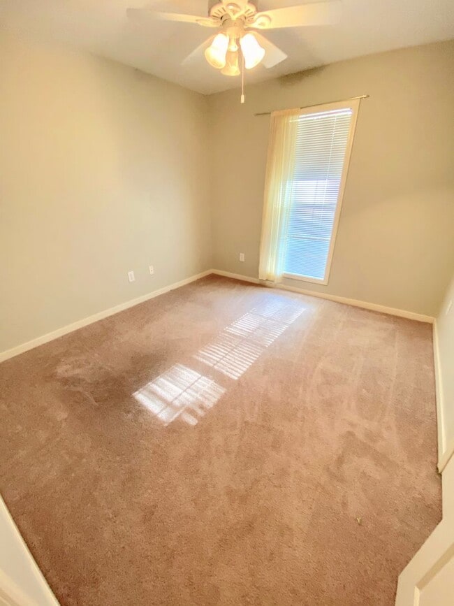 Building Photo - 3/2 for rent in Highland Ridge of Madison!