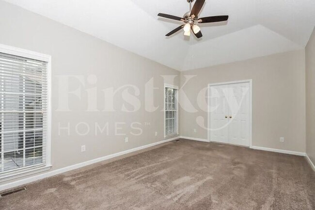 Building Photo - 1902 Old Greylyn Ct NW