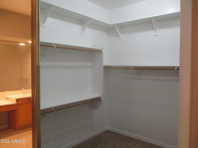 Building Photo - 2926 W Eastman Dr