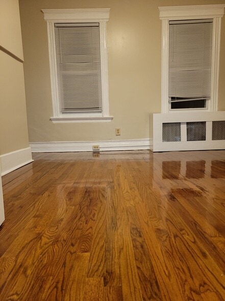 Building Photo - 378 Hawthorne St