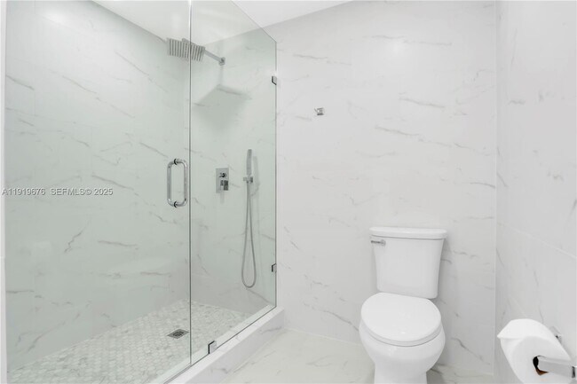 Building Photo - 6499 SW 39th St