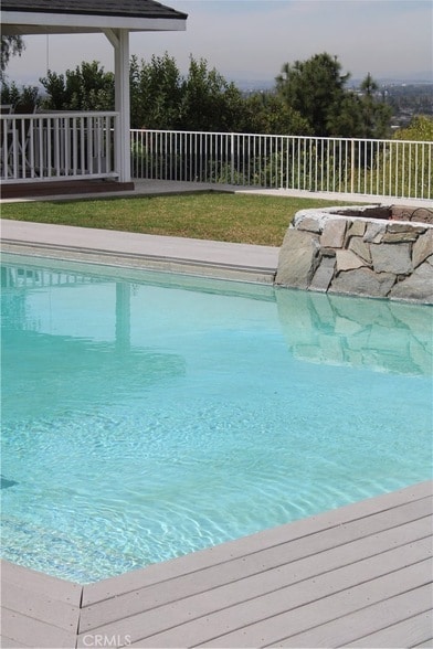 Building Photo - 761 W Country Hills Dr