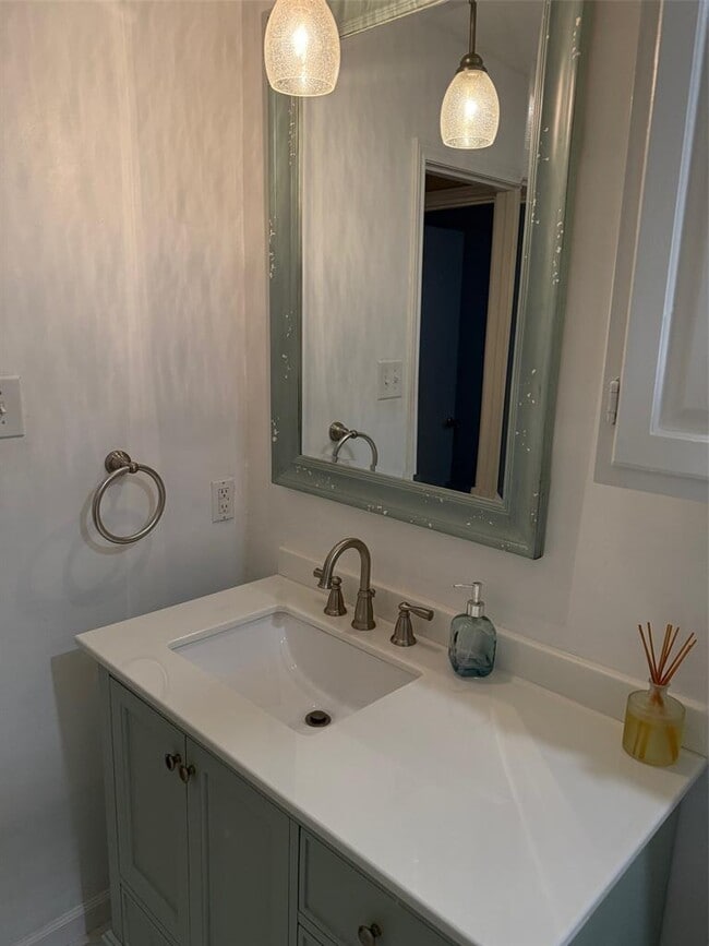 Building Photo - 9703 Willers Way