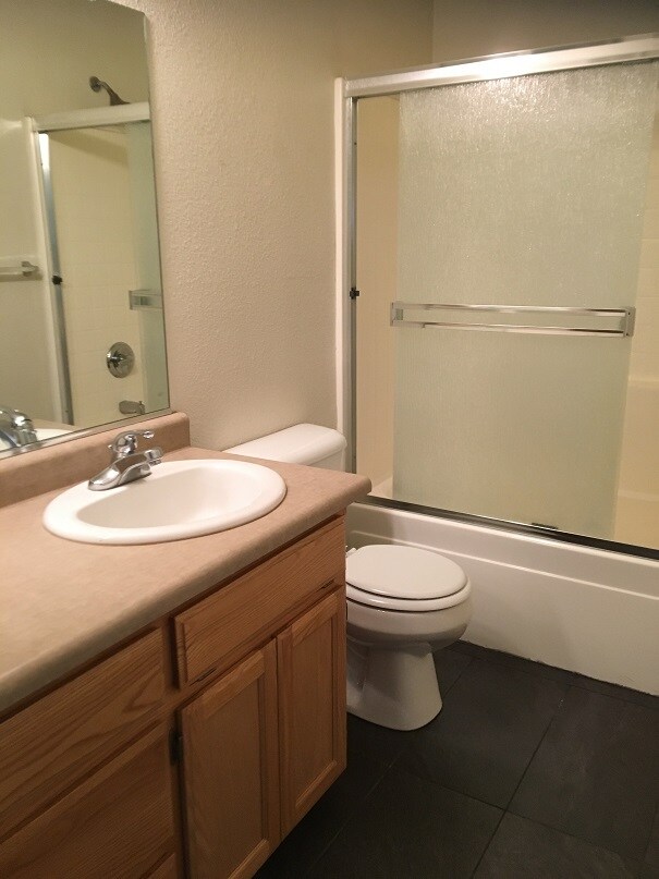 Building Photo - 35 Baltar Loop