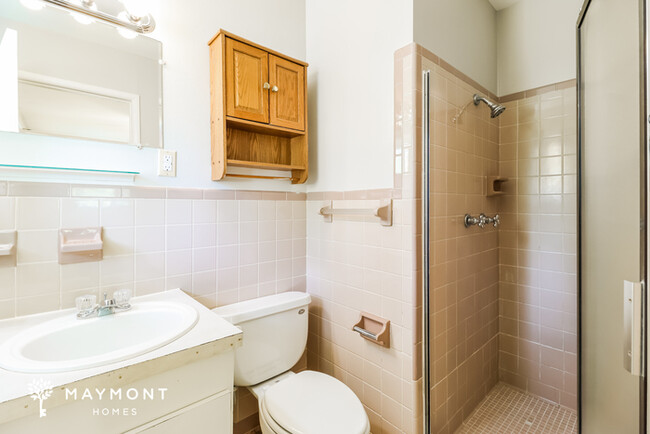 Building Photo - Lovely 3 Bedroom 2 Bathroom Home in Benton