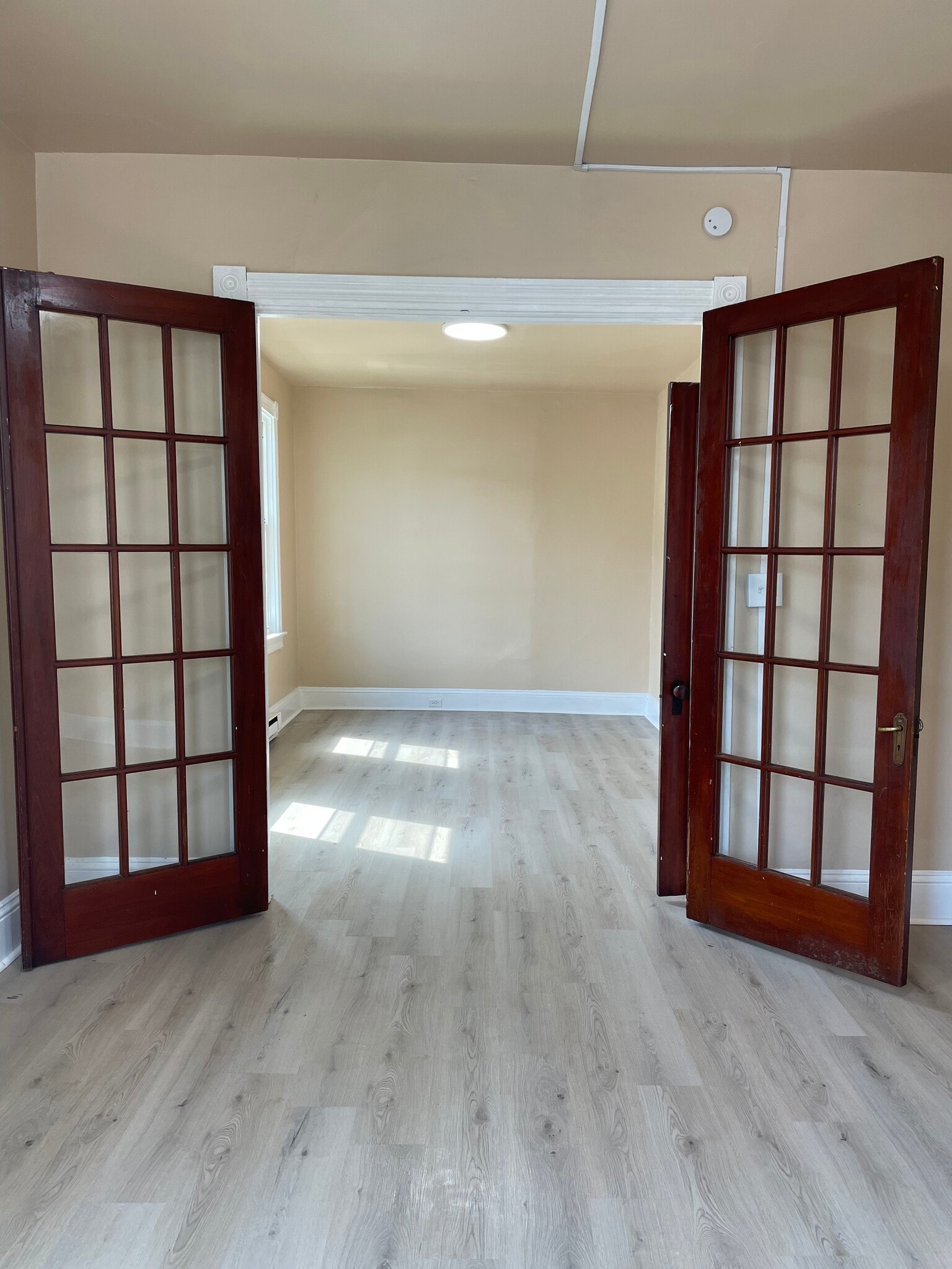 Building Photo - 203 S 11th St