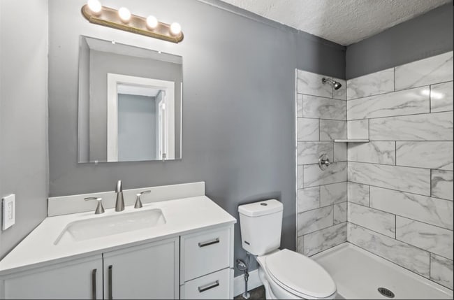 Building Photo - N. Temple