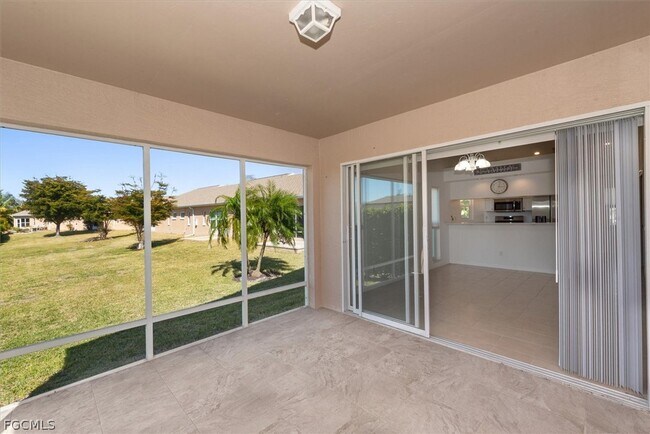 Building Photo - 16830 Sanibel Sunset Ct