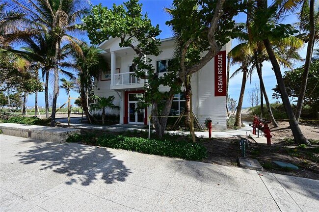 Building Photo - 111 Briny Ave