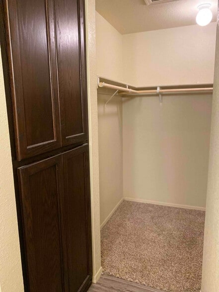 Building Photo - 7335 E 39th Pl