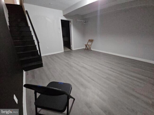 Building Photo - 5736 Woodcrest Ave