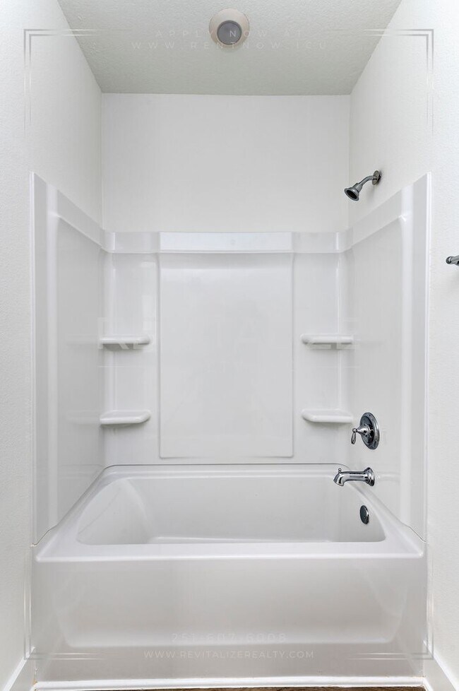 Building Photo - Brand New 4 Bed 2 Bath Home in Foley