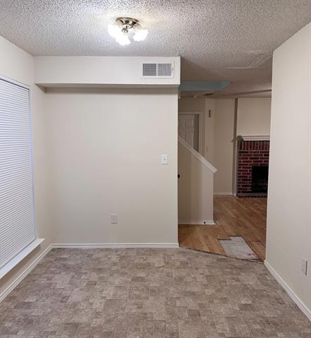 Building Photo - 912 Fairbanks Cir