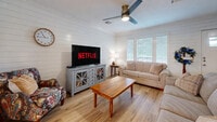 Building Photo - 512 Camp Ct