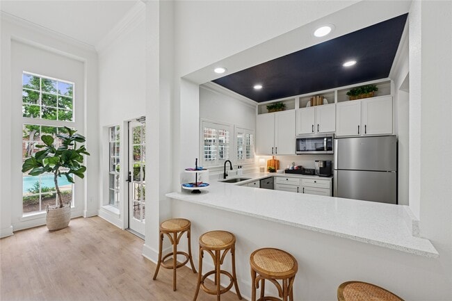 Building Photo - 10990 West Rd