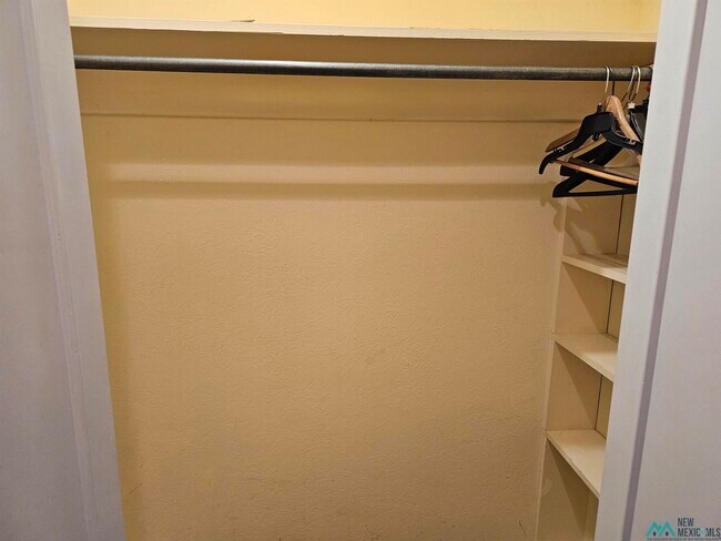 Building Photo - 1801 Eastridge Dr