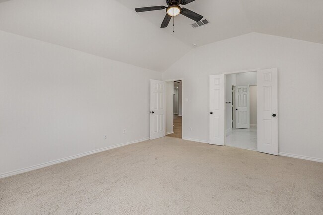 Building Photo - 745 Amhurst Ct