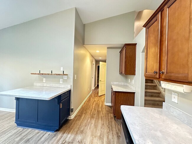 Building Photo - COMING SOON! Beautiful 3 Bed, 2.5 Bath Hom...