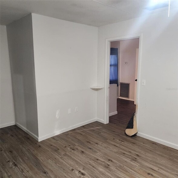 Building Photo - 305 NW 11th Ave