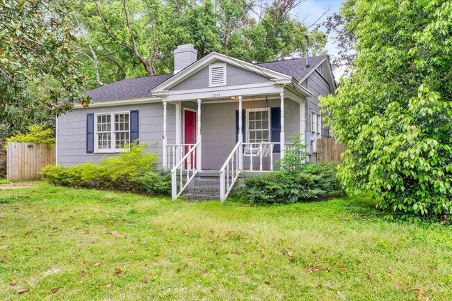 Building Photo - MIDTOWN COTTAGE