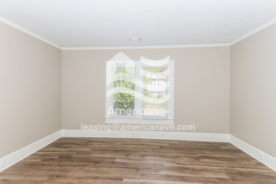 Building Photo - 1595 Edna Pl