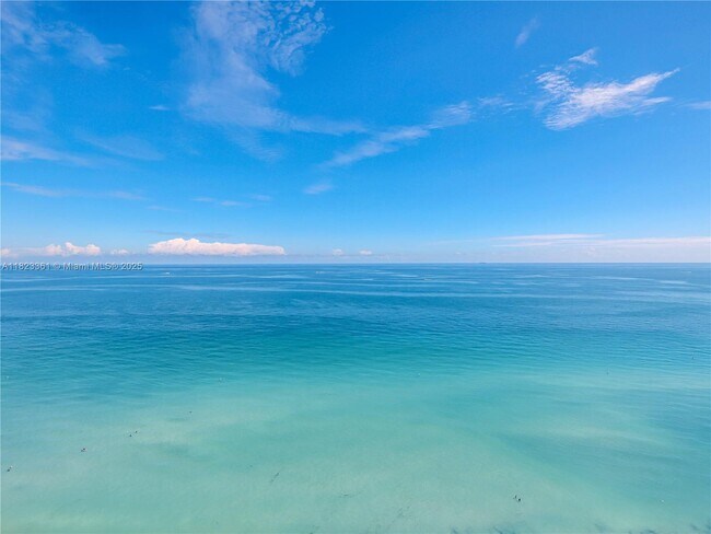 Building Photo - 17001 Collins Ave