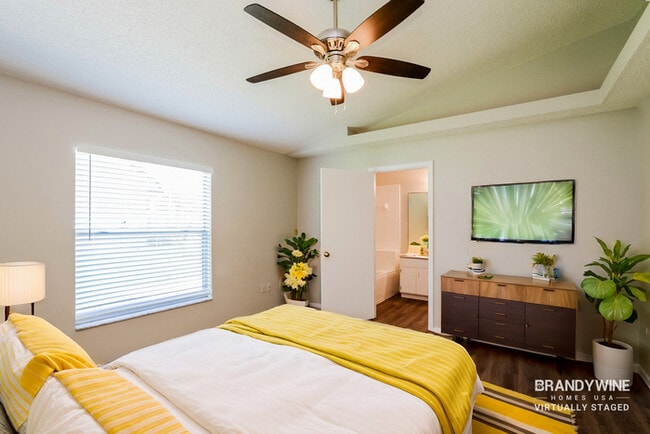 Building Photo - 313 McCoy Village Ct