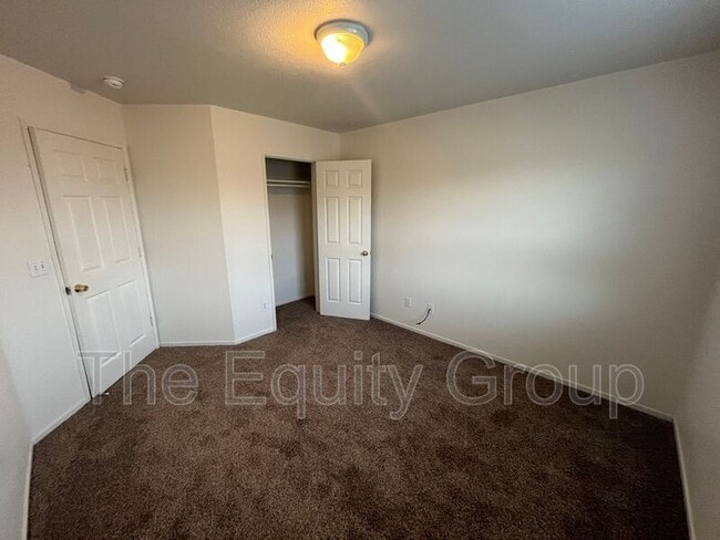 Building Photo - 1434 Cottage Pl