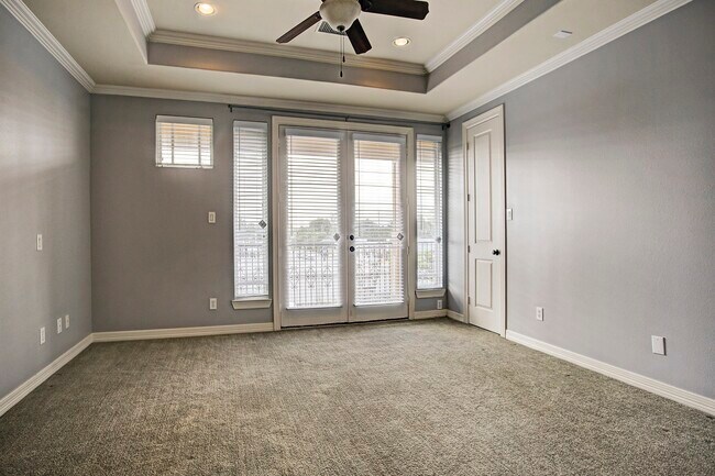 Building Photo - 1140 Robbie St