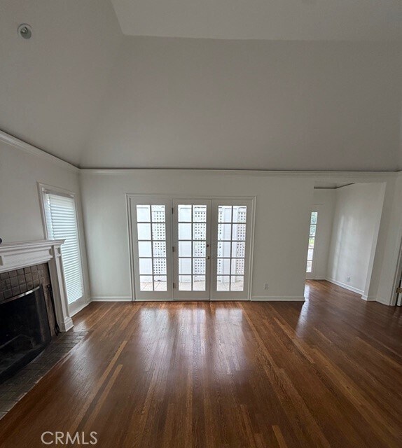 Building Photo - 402 N Irving Blvd