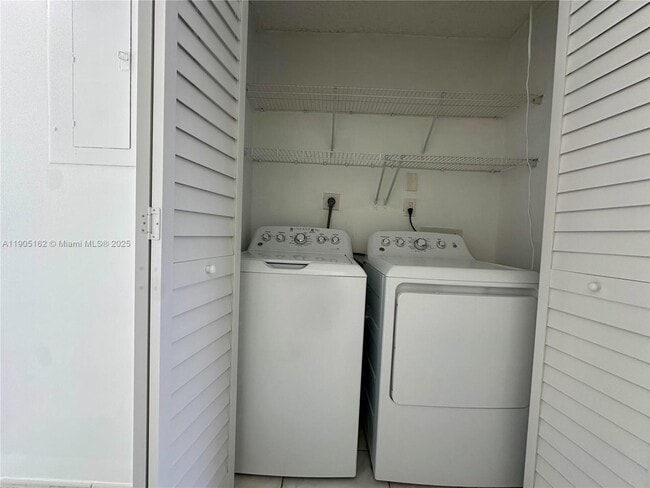 Building Photo - 12736 SW 66th St