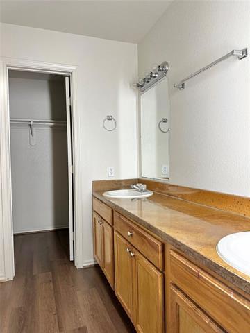 Building Photo - 130 Sunburst Ct