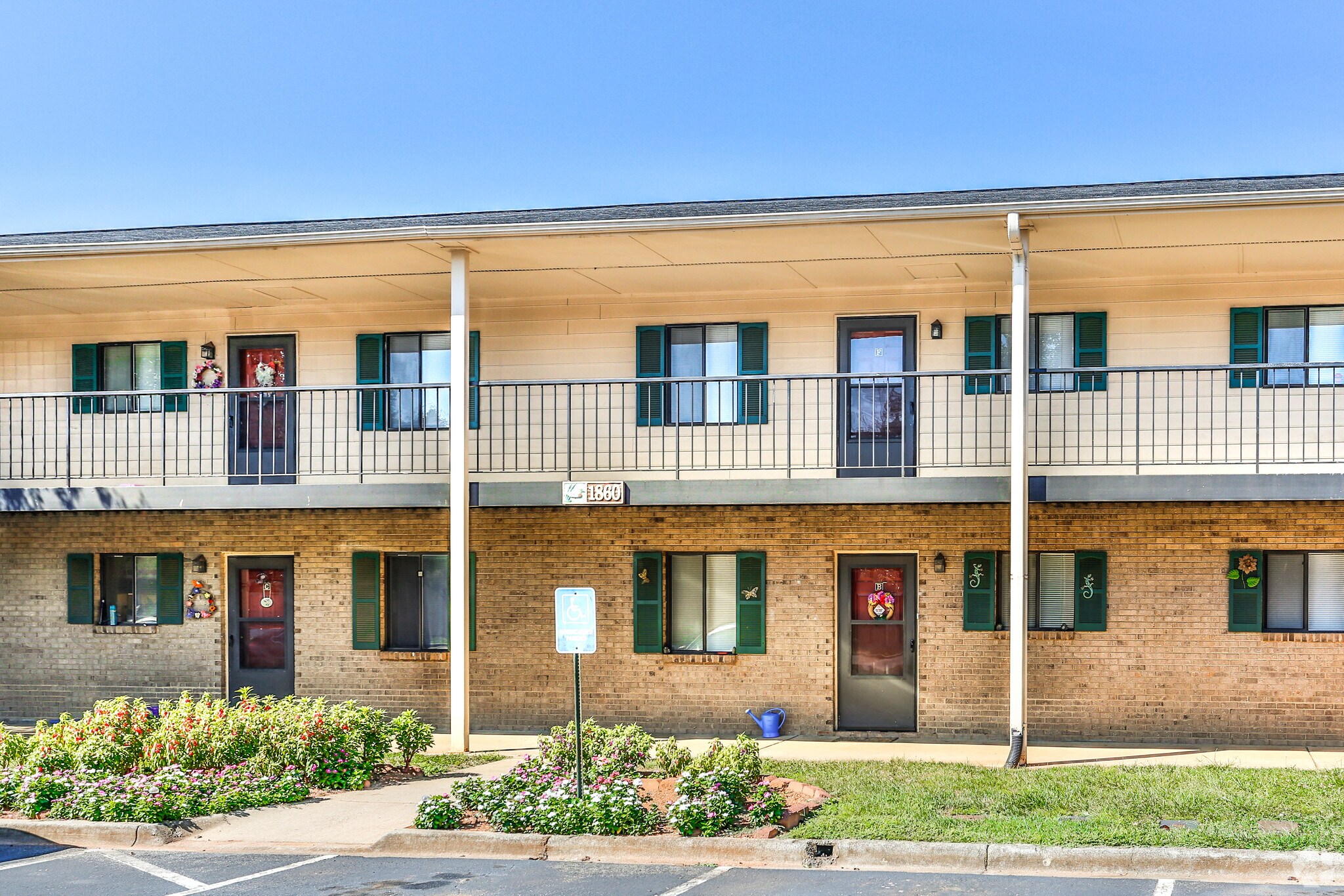 Mallard Creek Apartments 1878 Simonton Rd Statesville NC 28625