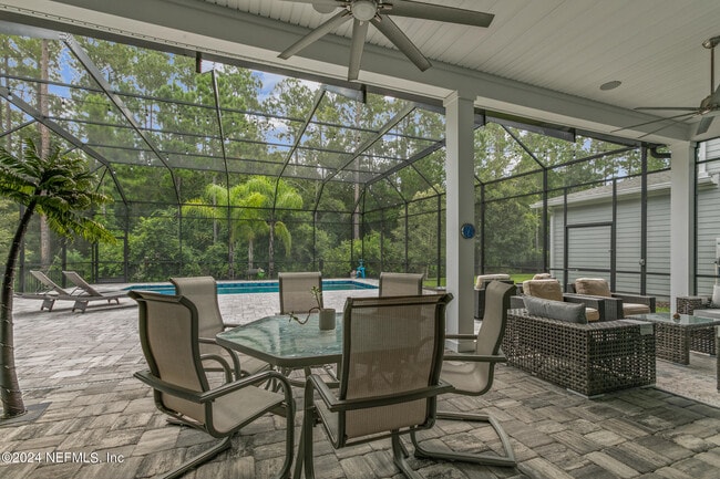 Building Photo - 452 Quail Vista Dr