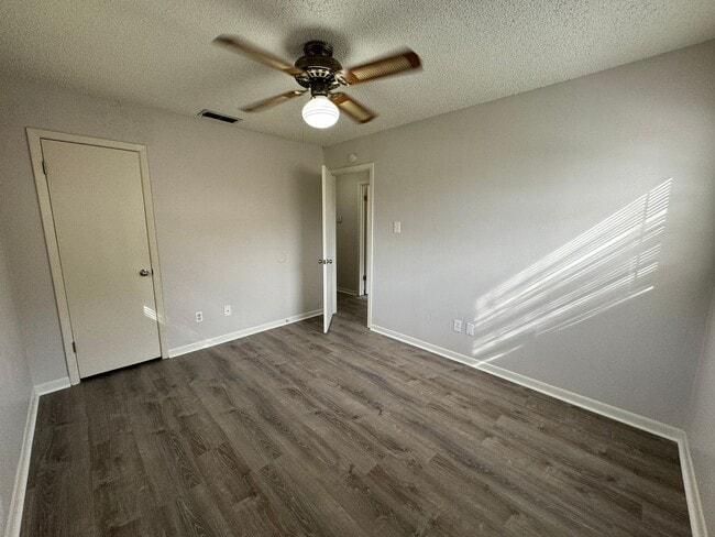Building Photo - 3-Bedroom House for Rent in Killeen