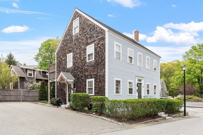 Building Photo - 12 Morse Ct