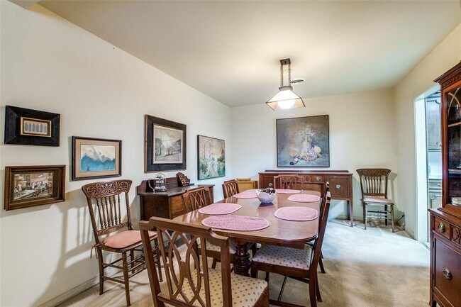 Building Photo - 8421 Baker Dr