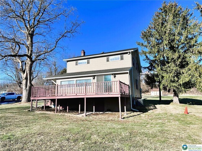 Building Photo - 3450 W Columbia St