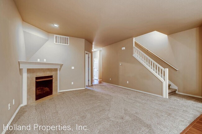 Building Photo - 4 br, 2.5 bath House - 1414 NE Edgefield St