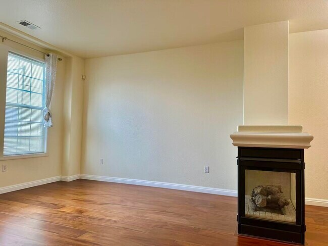 Building Photo - 4486 Chancery Ln