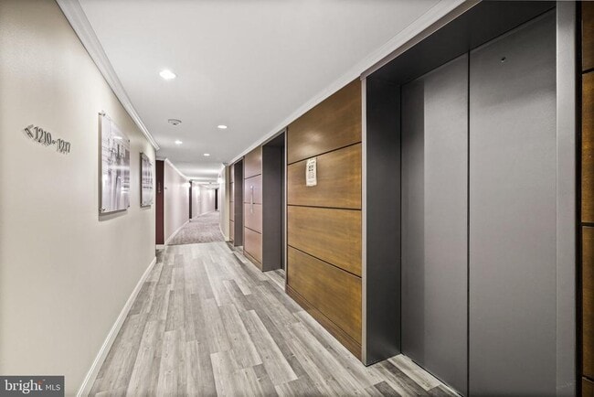 Building Photo - 6301 Stevenson Ave