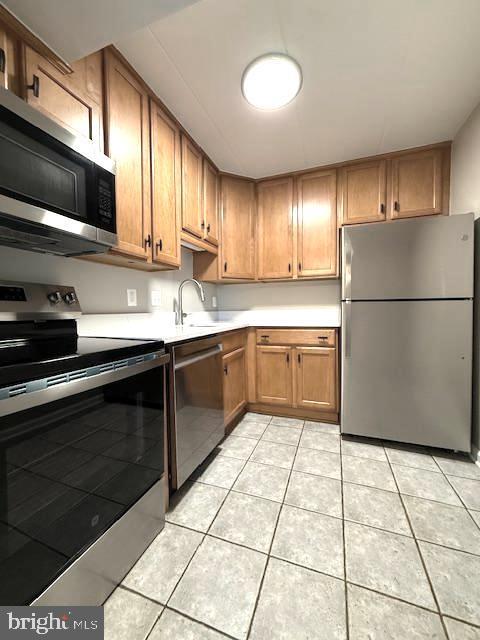 Building Photo - 125 Clubhouse Dr SW