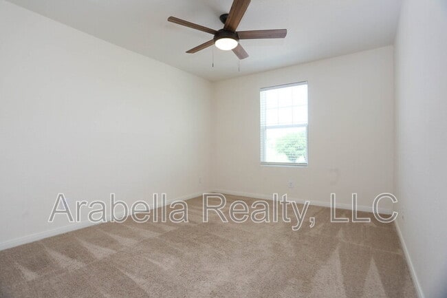 Building Photo - 5105 Hydra